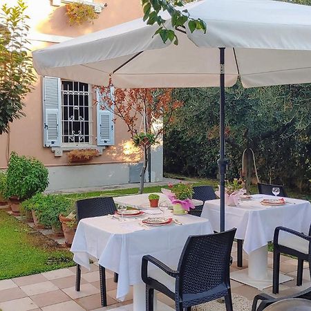 Villa Liberty B&B Fano Ngoại thất bức ảnh