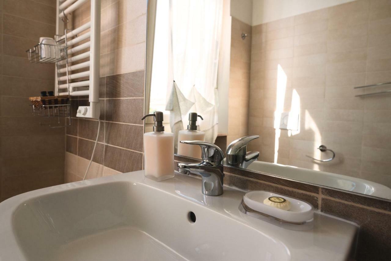 Villa Liberty B&B Fano Ngoại thất bức ảnh